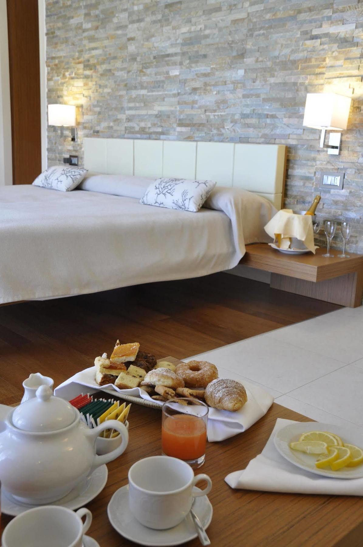 Pugnochiuso Resort - Hotel Del Faro المظهر الخارجي الصورة
